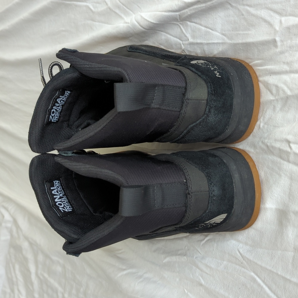 The North Face Men’s Larimer Mid Waterproof Boots - Picture 3 of 13